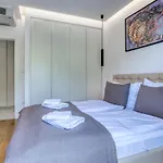 Ziza-5 By Interhome *